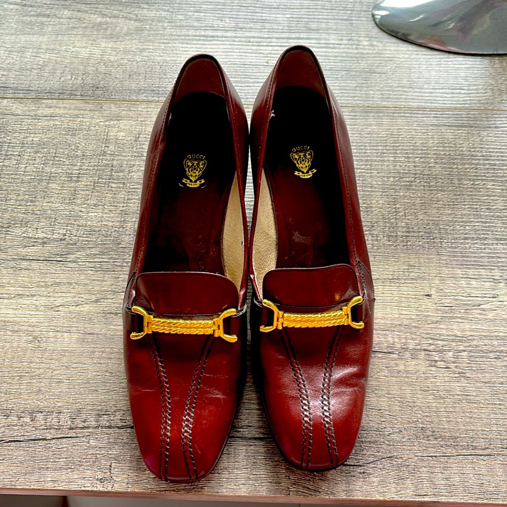 Gucci Vintage Shoes size 40 AA